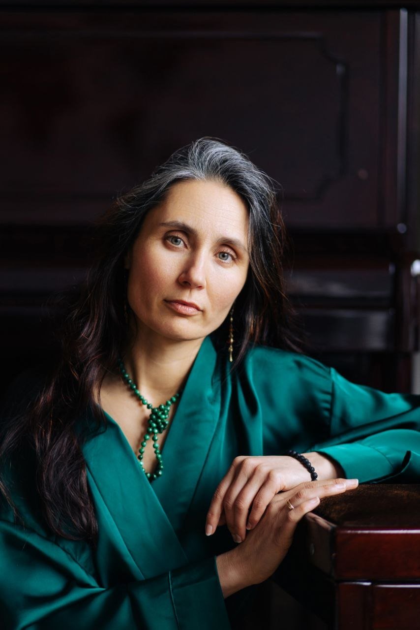 Ведущая ретрита